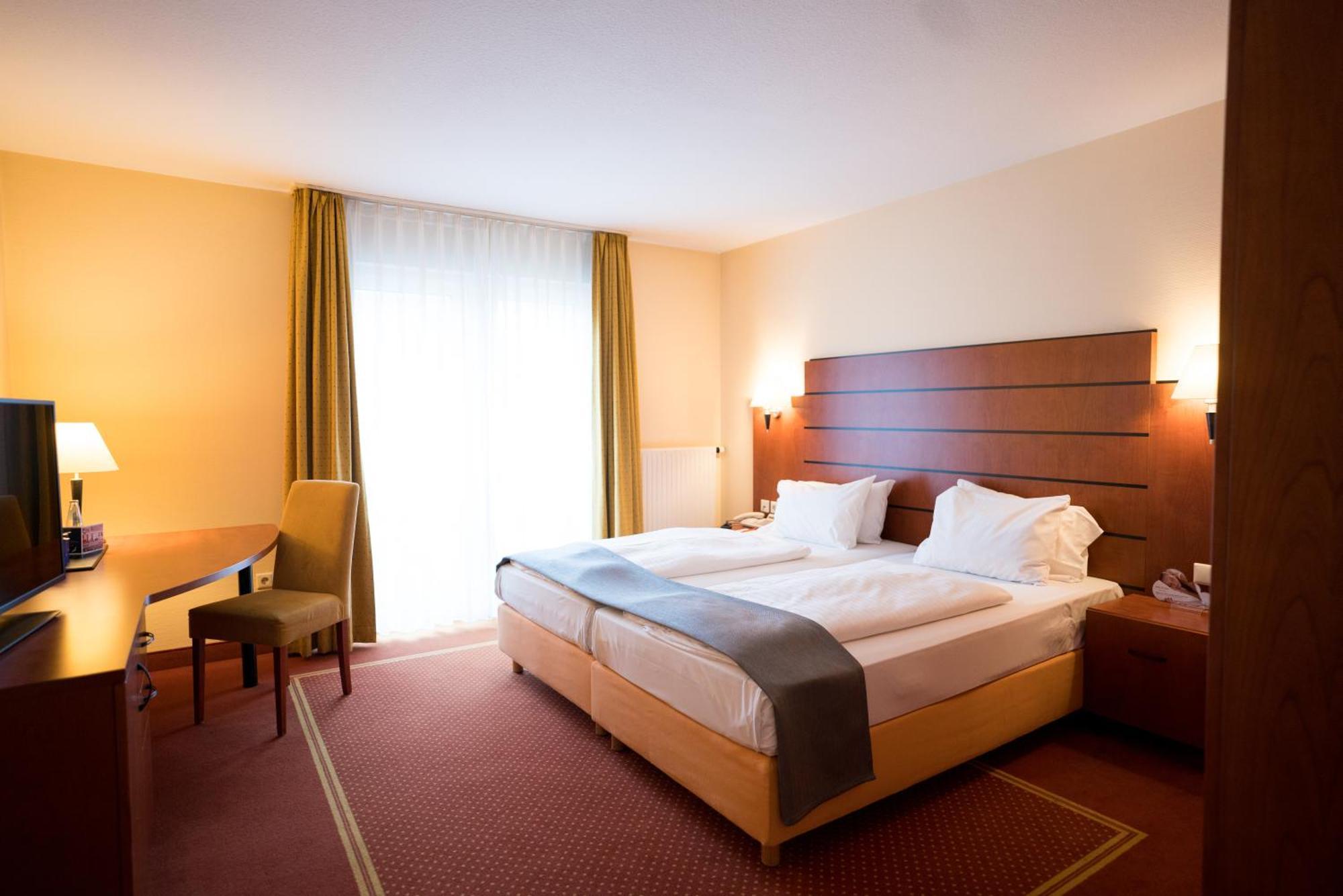 Suite "Fulda",1356721148:JPEG